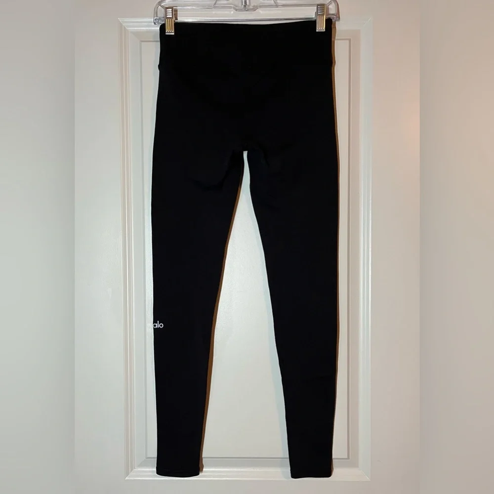 ALO Yoga Airbrush Leggings Full Length in Black Size Medium